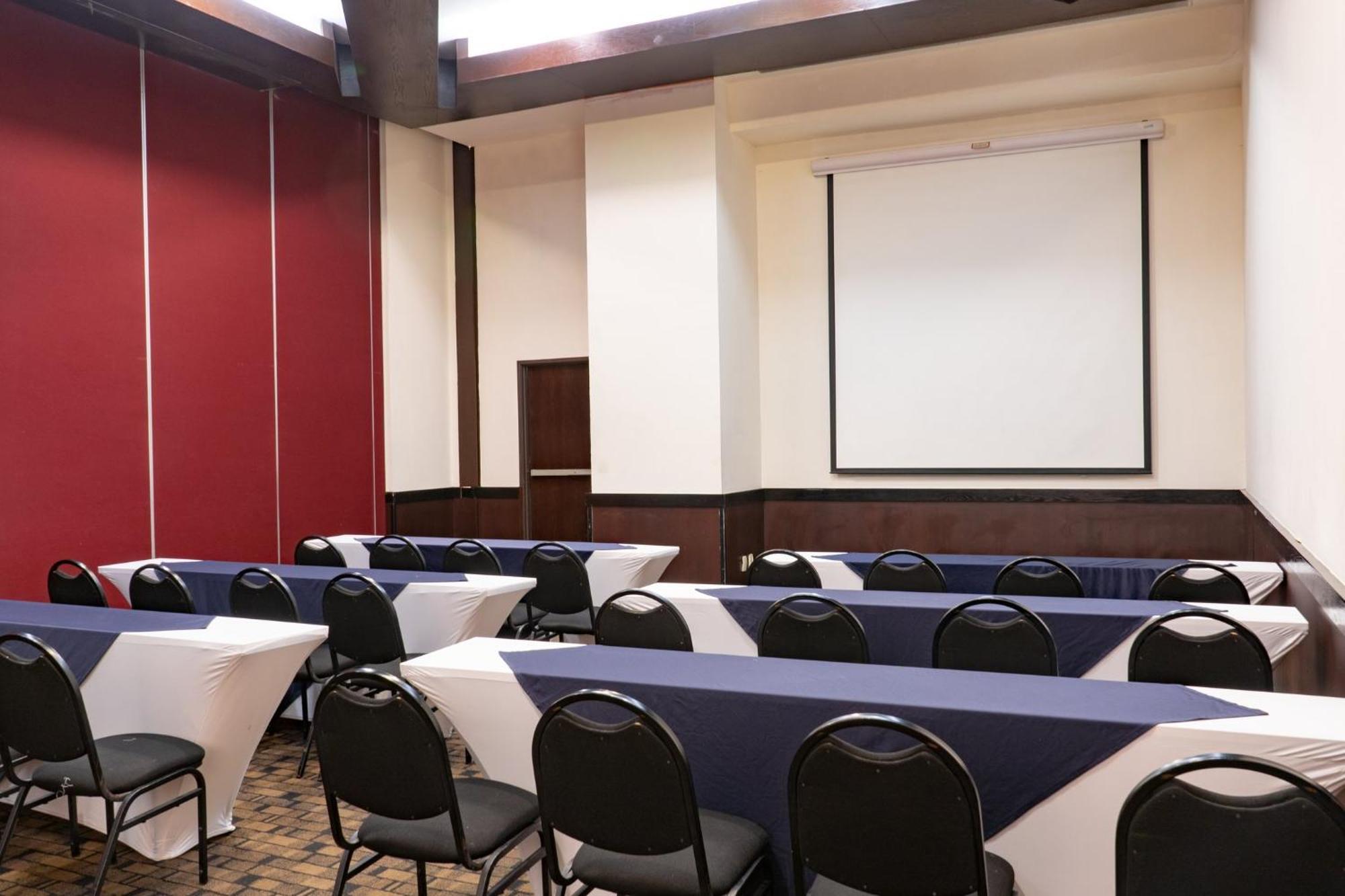 Fiesta Inn Tepic Eksteriør billede